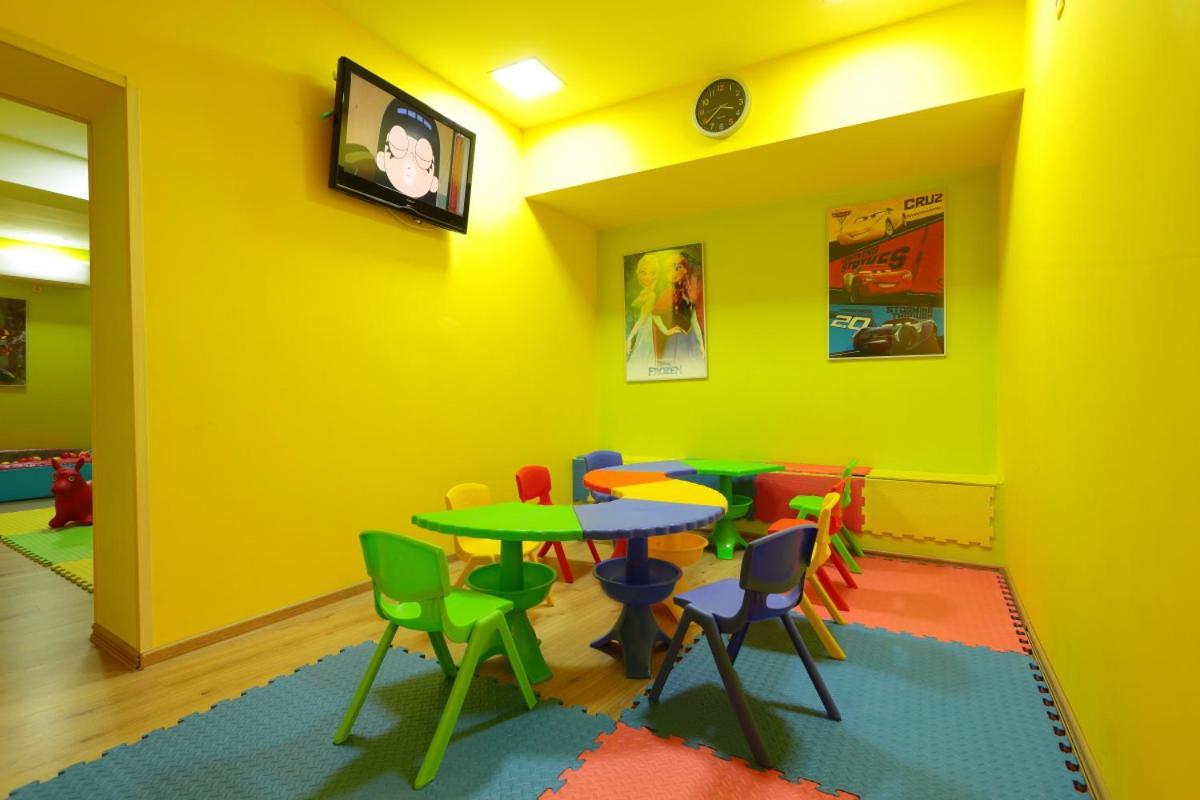Hotel Panorama Panicsiste Kültér fotó