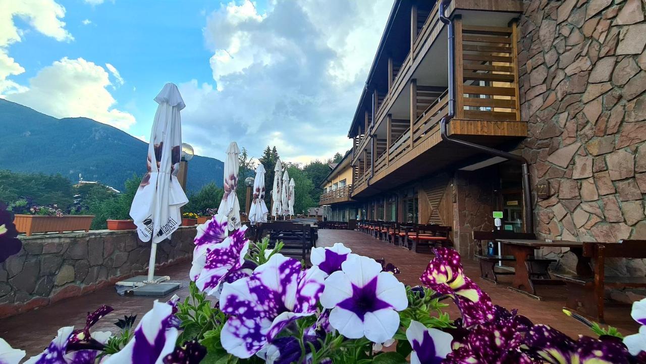 Hotel Panorama Panicsiste Kültér fotó